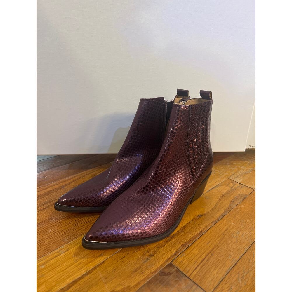 Marc Fisher 7.5M Purple Metallic Pointed Toe Women's Booties